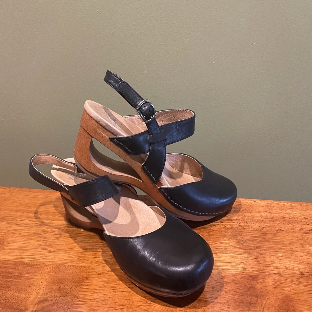 Dansko leather wedge Taci clogs - barely worn